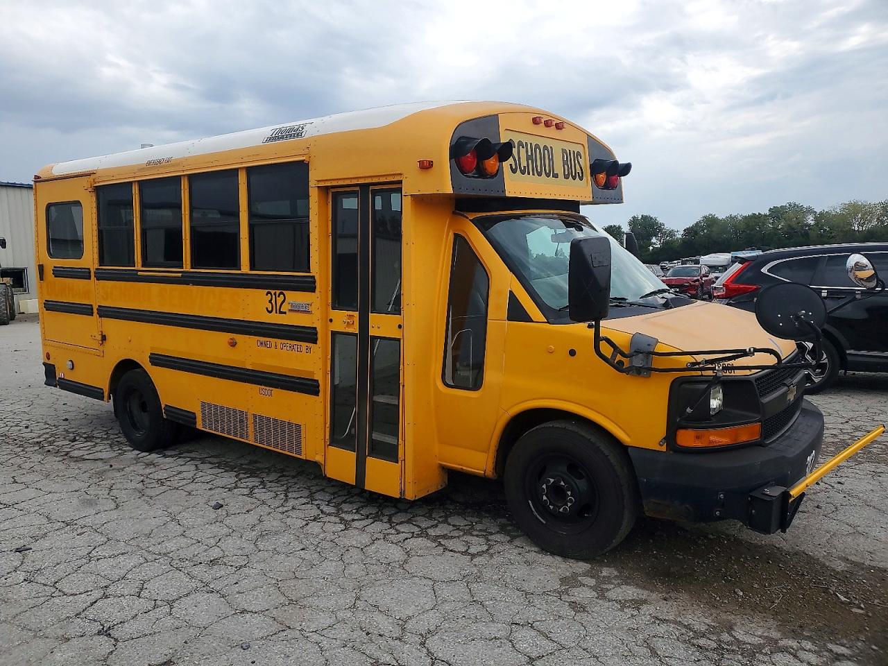 2010 THOMAS MINOTOUR G SCHOOL BUS | 1GB6G3AG5A1156960 | UPCARS
