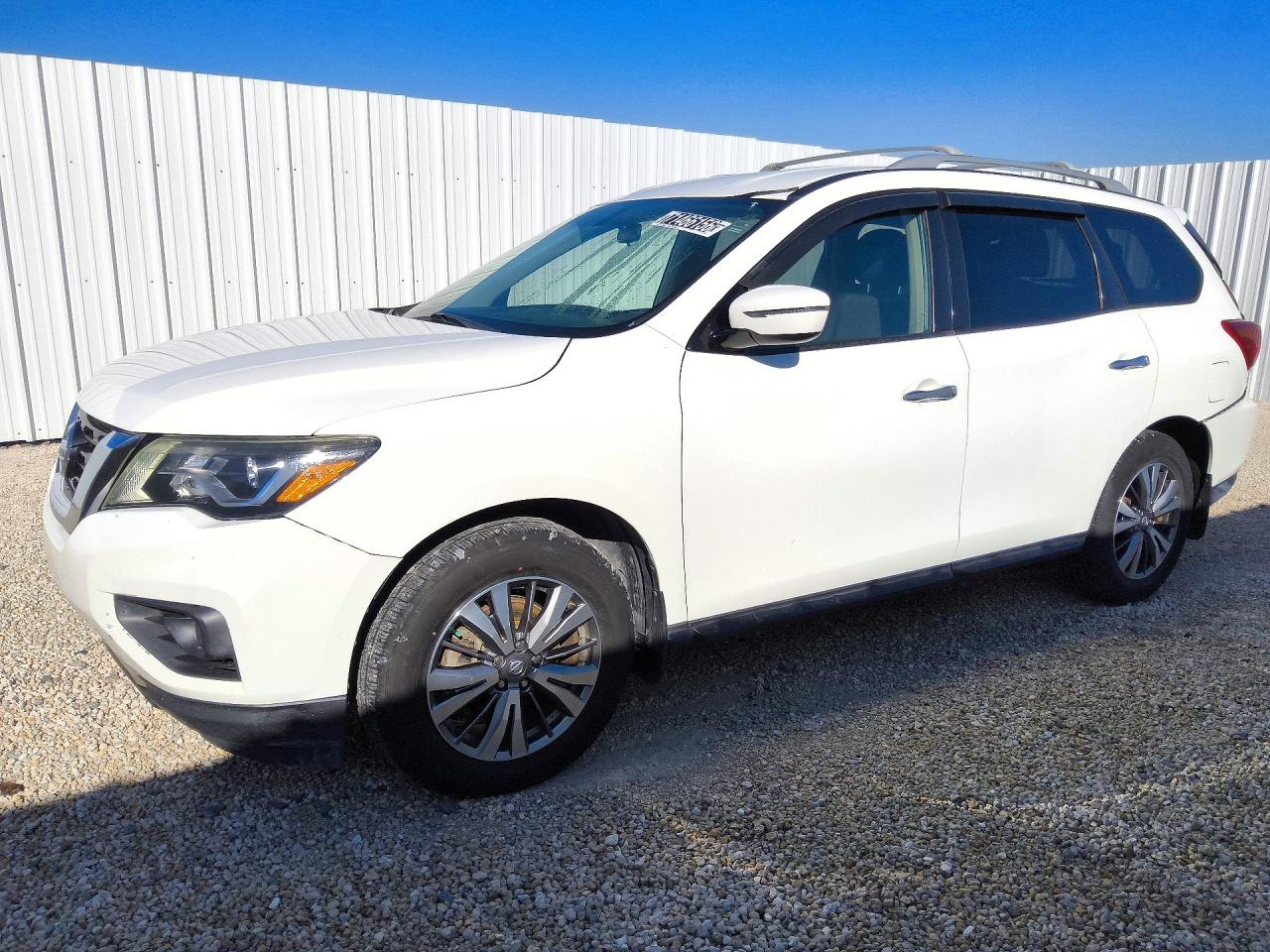2020 NISSAN PATHFINDER S | 5N1DR2AN5LC588005 | UPCARS