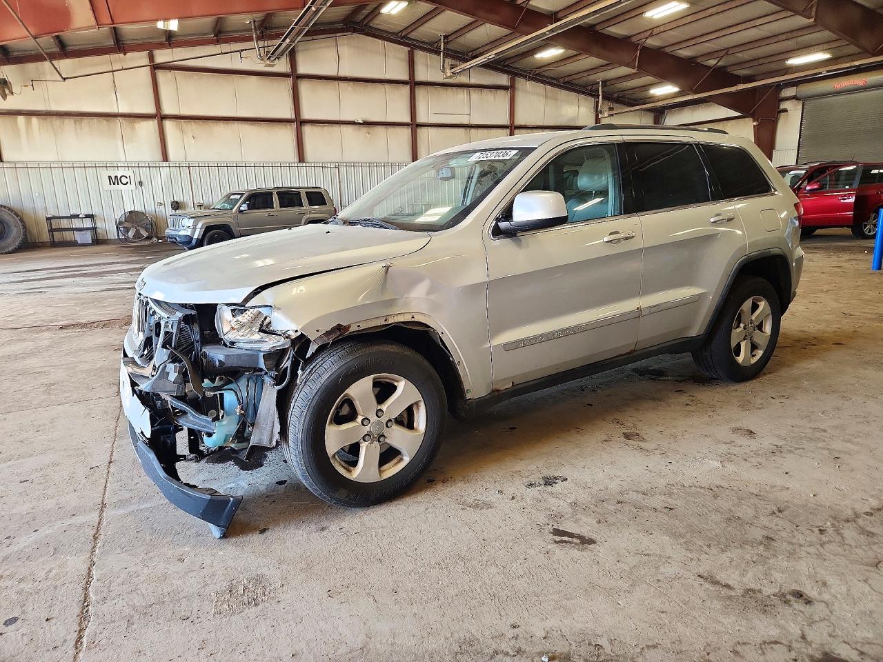 2011 JEEP GRAND CHER LAREDO | 1J4RR4GGXBC544749 | UPCARS