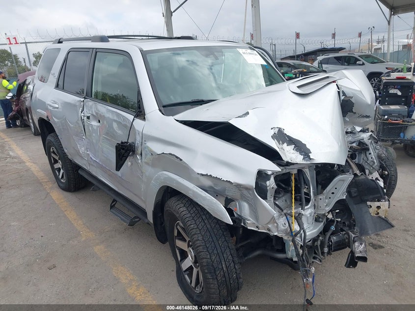 2019 TOYOTA 4RUNNER TRD OFF ROAD PREMIUM | JTEBU5JRXK5691532 | UPCARS