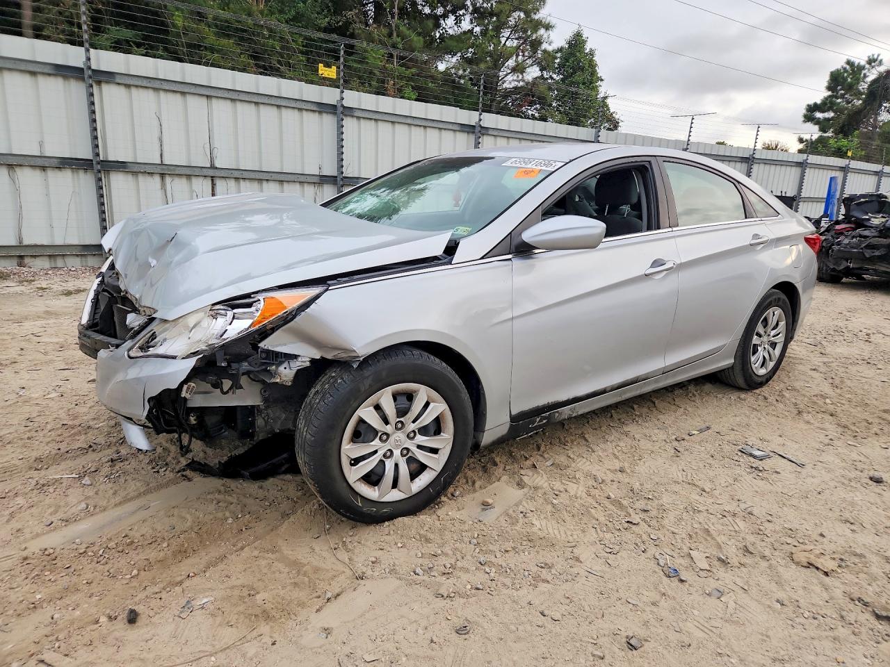 2013 HYUNDAI SONATA GLS | 5NPEB4AC3DH567652 | UPCARS