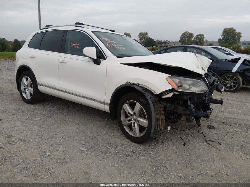2012 VOLKSWAGEN TOUAREG VR6 LUX | WVGFF9BP1CD003084 | UPCARS