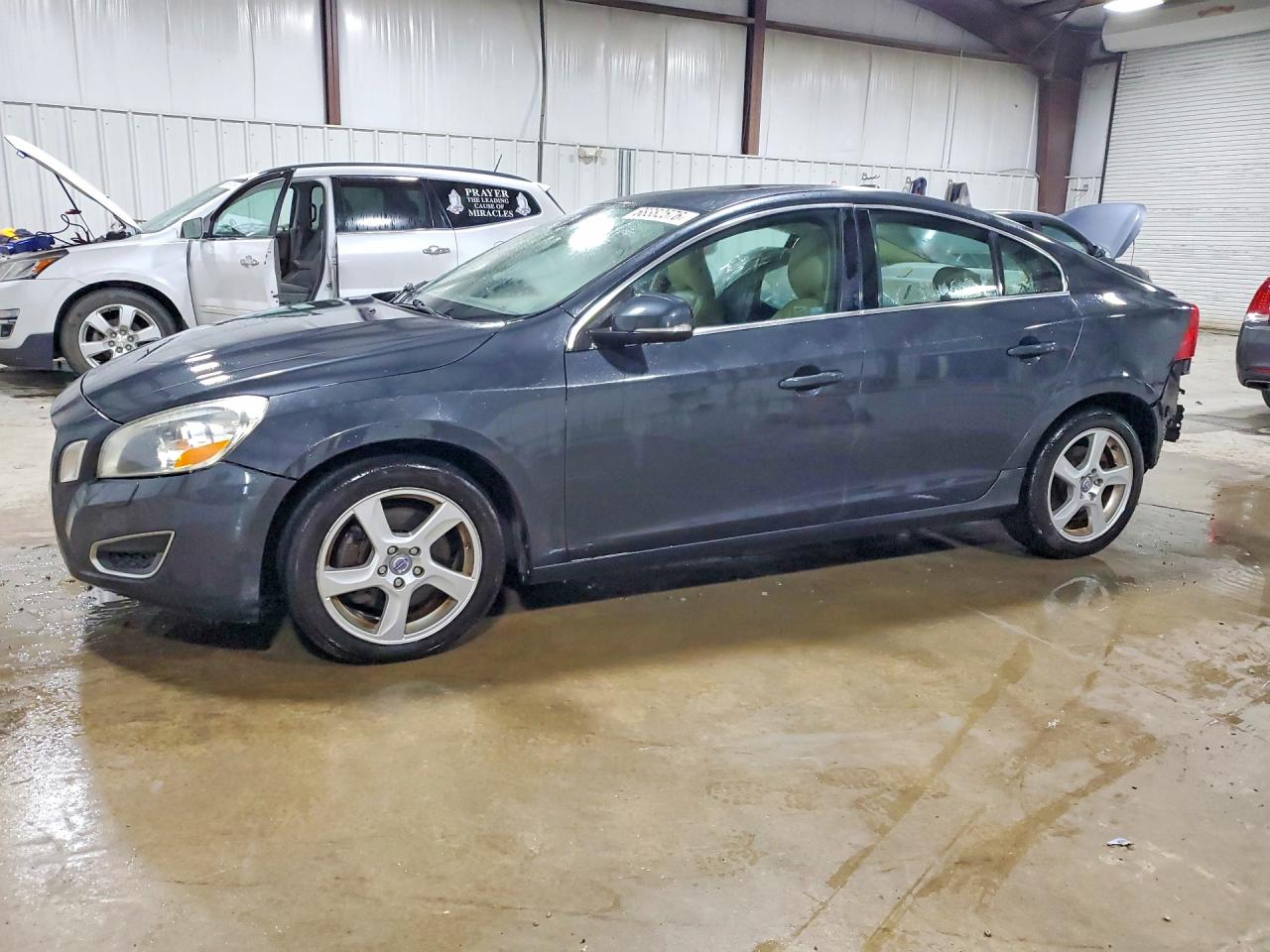 2012 VOLVO S60 T5 | YV1622FS2C2039586 | UPCARS