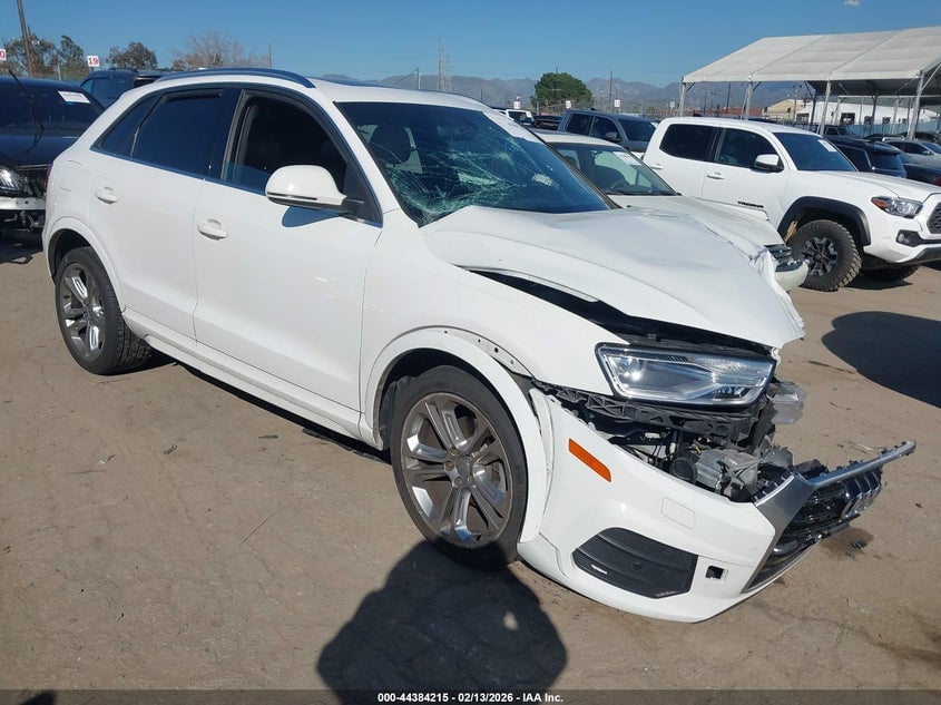 2017 AUDI Q3 2.0T PREMIUM | WA1JCCFS2HR003974 | UPCARS