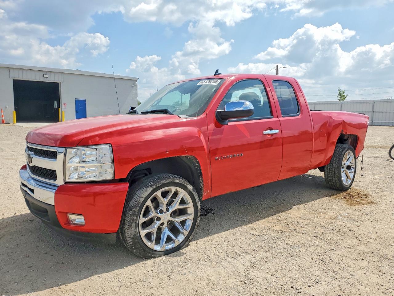 2011 CHEVROLET SILVERADO C1500 LT | 1GCRCSE0XBZ437893 | UPCARS