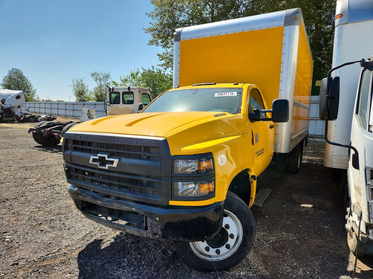 2022 CHEVROLET SILVERADO MEDIUM DUTY UNKNOWN - BOX TRUCK | 1HTKHPVKXNH743071 | UPCARS