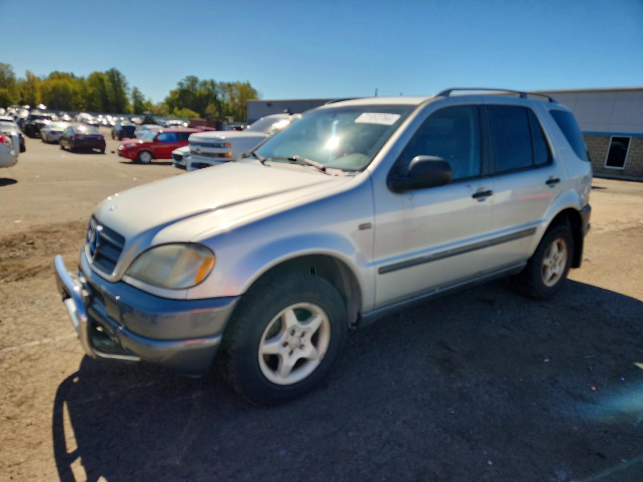 1999 MERCEDES-BENZ M-CLASS 320 | 4JGAB54E3XA117914 | UPCARS