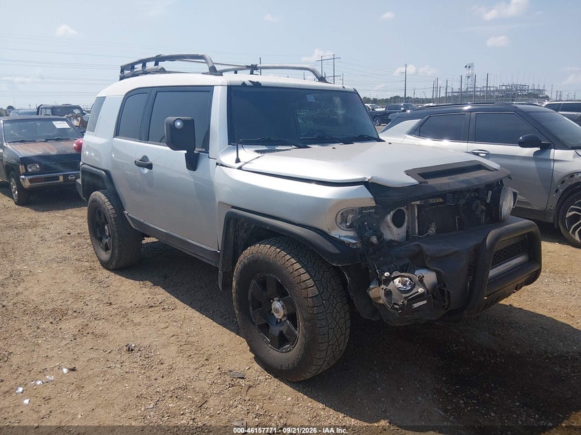 2007 TOYOTA FJ CRUISER | JTEBU11F470097229 | UPCARS