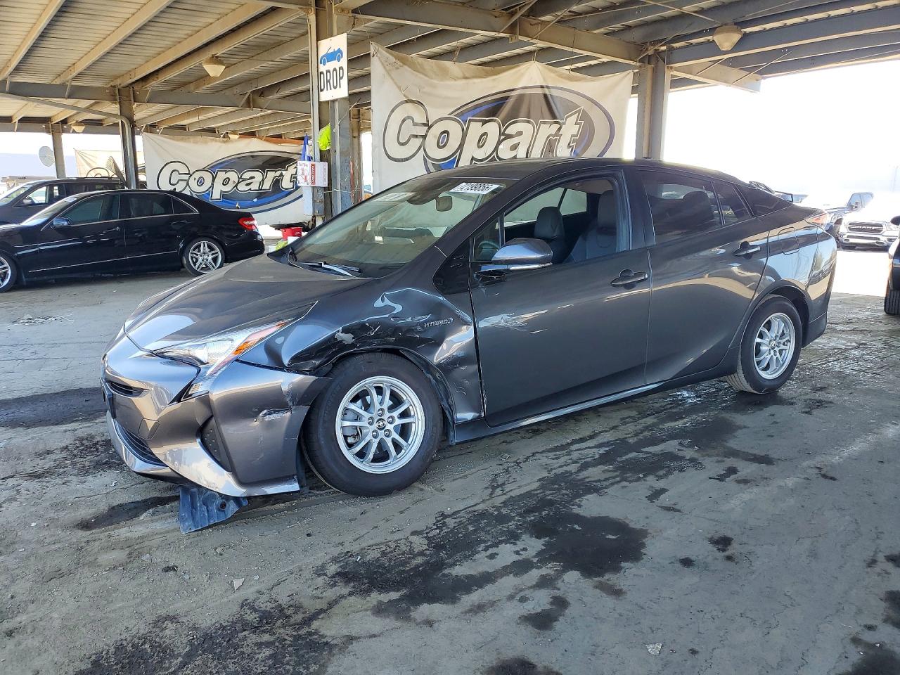 2016 TOYOTA PRIUS FOUR | JTDKARFU6G3516442 | UPCARS