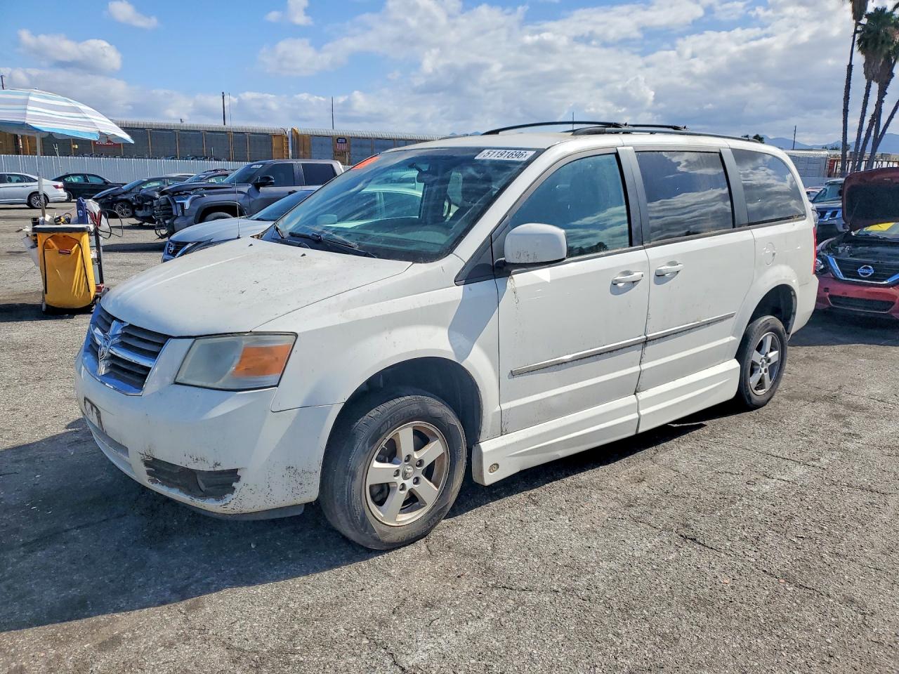 2010 DODGE CARAVAN SXT | 2D4RN5D15AR297687 | UPCARS