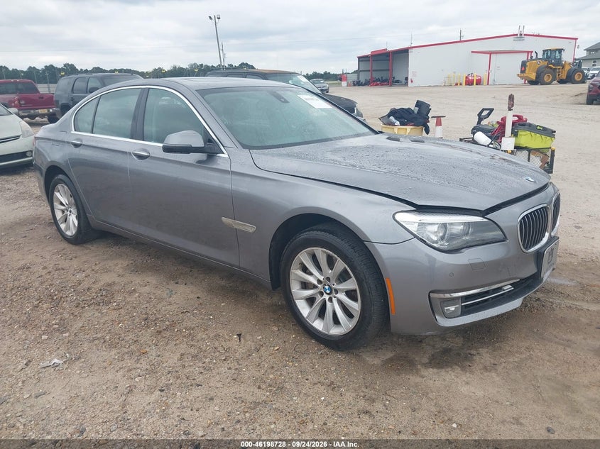 2013 BMW 740I | WBAYA6C58DD143798 | UPCARS
