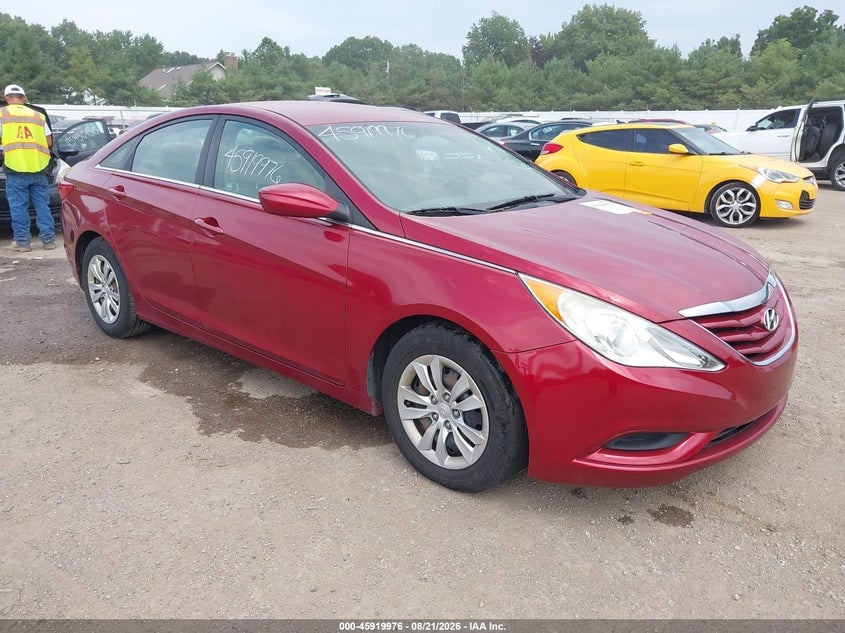 2013 HYUNDAI SONATA GLS | 5NPEB4AC2DH537817 | UPCARS
