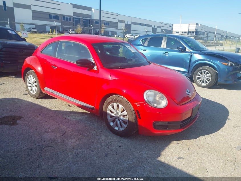 2013 VOLKSWAGEN BEETLE 2.5L ENTRY | 3VWFP7AT7DM659748 | UPCARS