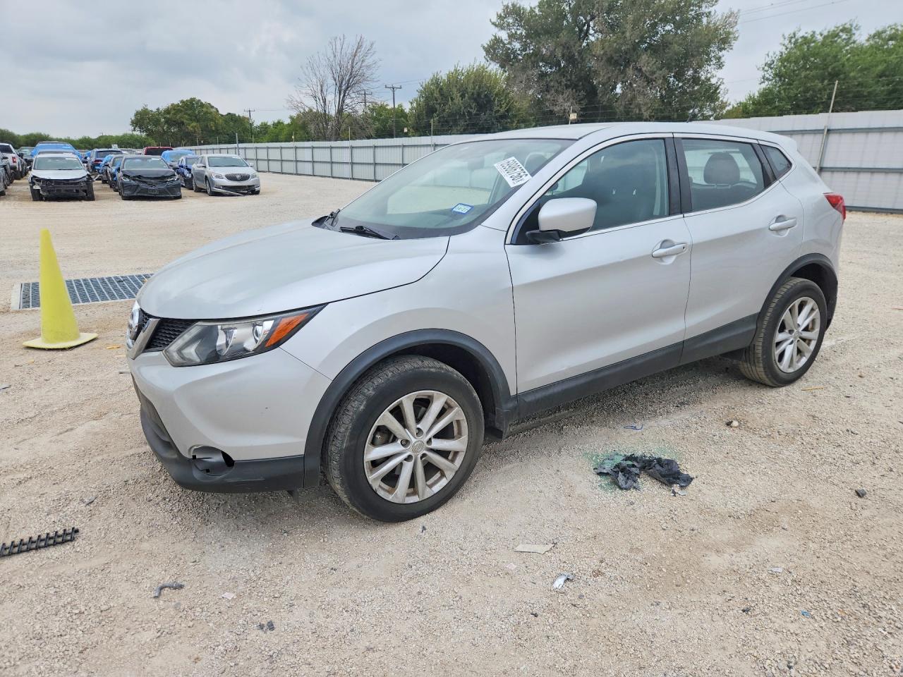 2017 NISSAN ROGUE S | JN1BJ1CRXHW140882 | UPCARS