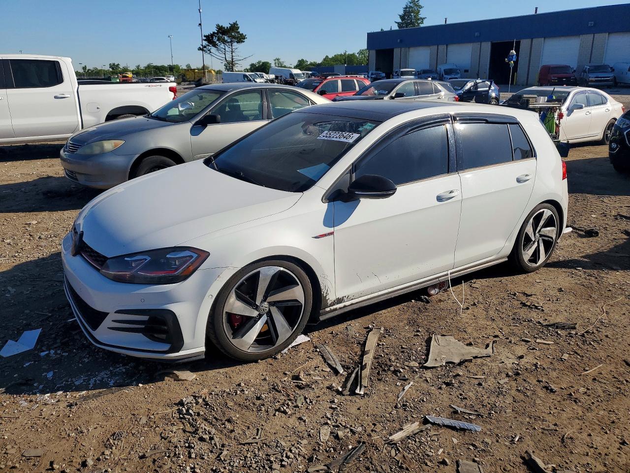 2018 VOLKSWAGEN GTI S | 3VW447AU2JM275848 | UPCARS