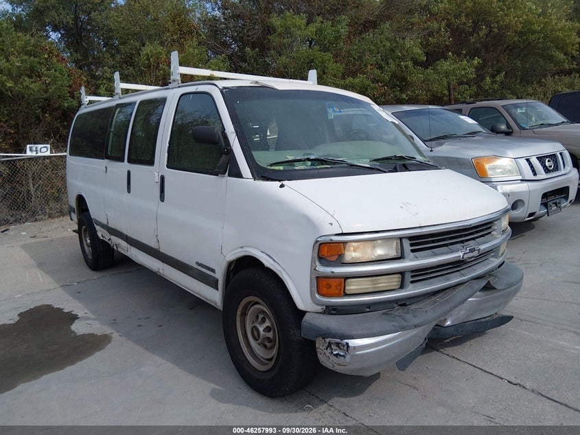 2001 CHEVROLET EXPRESS | 1GAHG39R711181197 | UPCARS