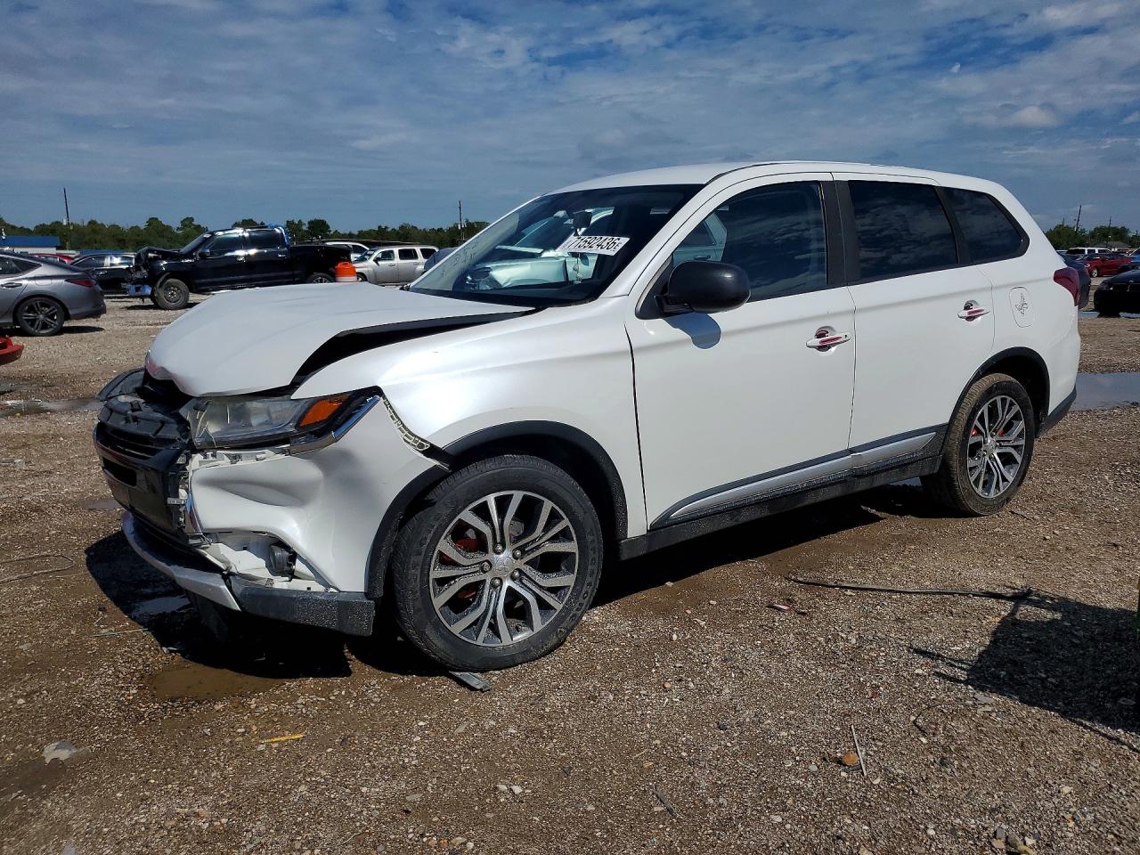2018 MITSUBISHI OUTLANDER ES | JA4AD2A31JZ005258 | UPCARS