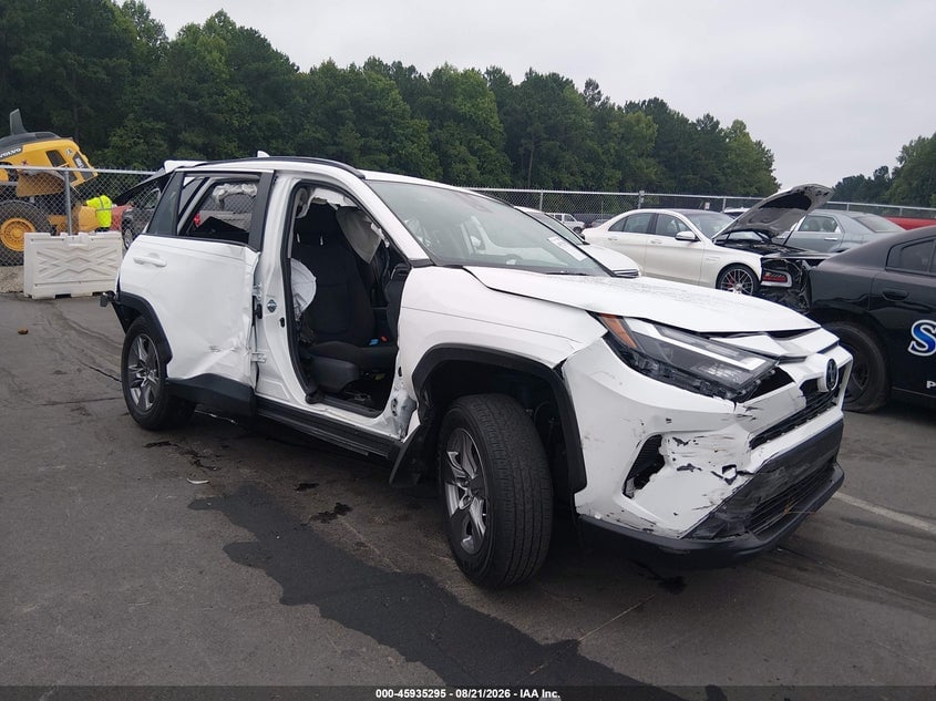 2024 TOYOTA RAV4 XLE | 2T3W1RFV7RW336686 | UPCARS