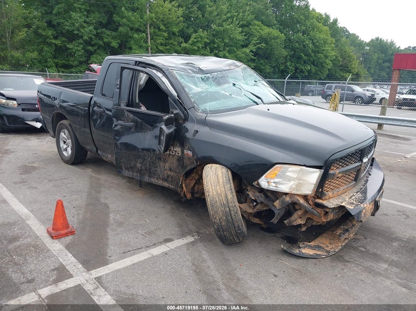 2018 RAM 1500 EXPRESS  4X4 6'4 BOX | 1C6RR7FT5JS328082 | UPCARS
