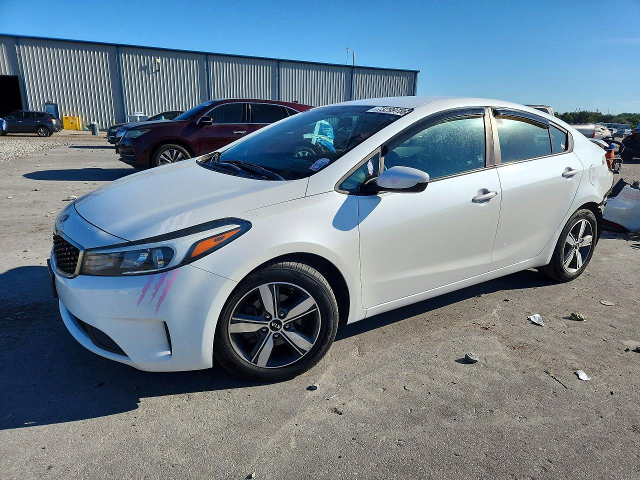 2018 KIA FORTE LX | 3KPFL4A7XJE265294 | UPCARS