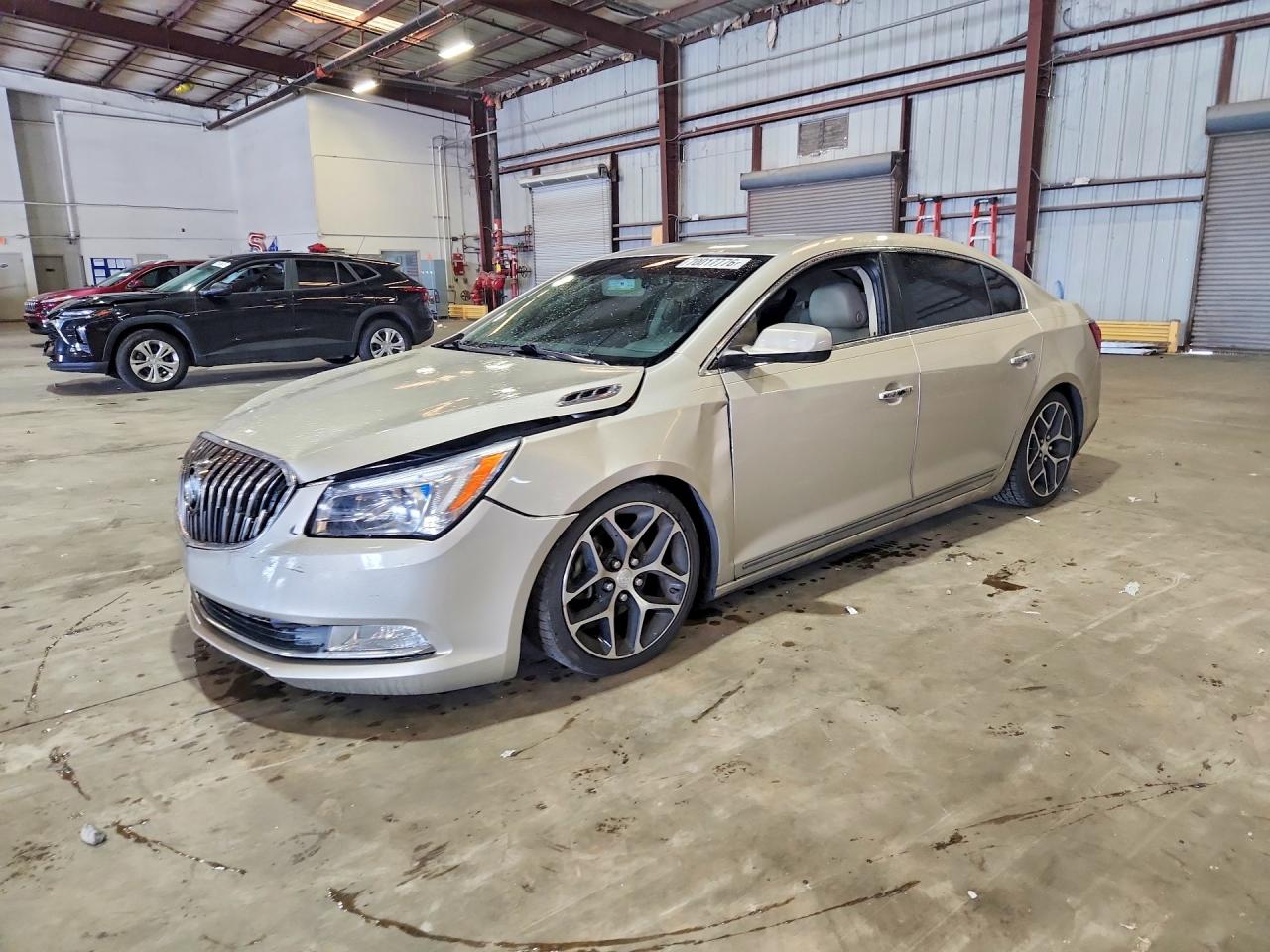 2015 BUICK LACROSSE | 1G4GA5GR7FF233517 | UPCARS