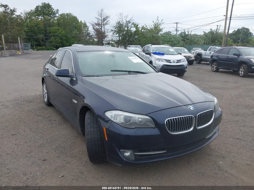 2013 BMW 528I XDRIVE | WBAXH5C52DD111818 | UPCARS