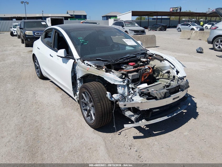 2021 TESLA MODEL 3 STANDARD RANGE PLUS REAR-WHEEL DRIVE | 5YJ3E1EA1MF851544 | UPCARS