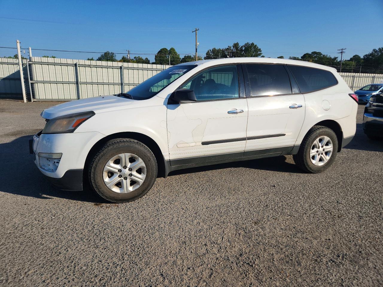 2016 CHEVROLET TRAVERSE LS | 1GNKRFEDXGJ168849 | UPCARS
