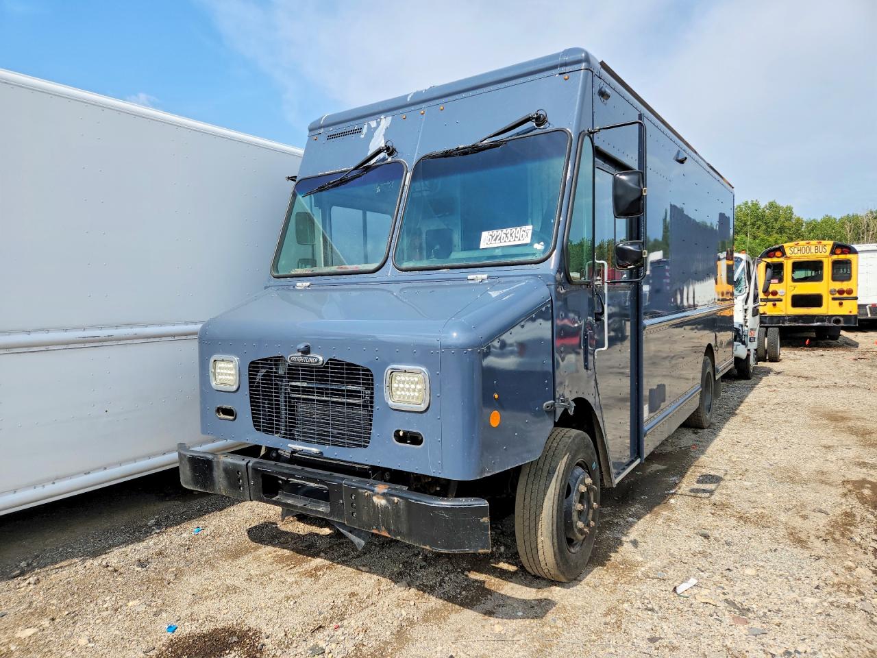 2020 FREIGHTLINER ALL OTHER MT45G CHASSIS DELIVERY TRUCK | 4UZAC2EA7LCMK2984 | UPCARS