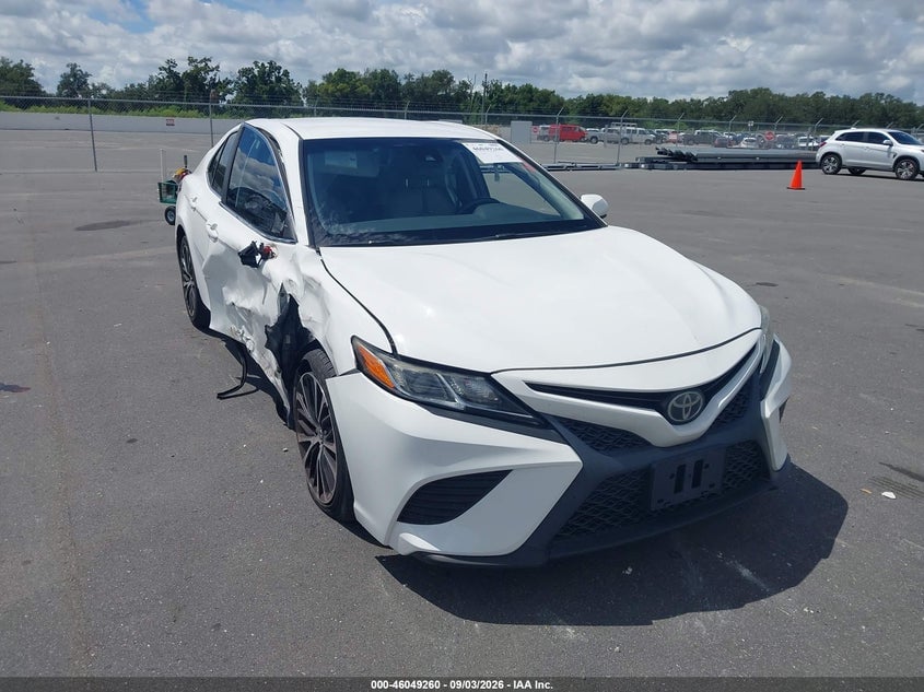 2018 TOYOTA CAMRY SE | 4T1B11HK7JU546950 | UPCARS
