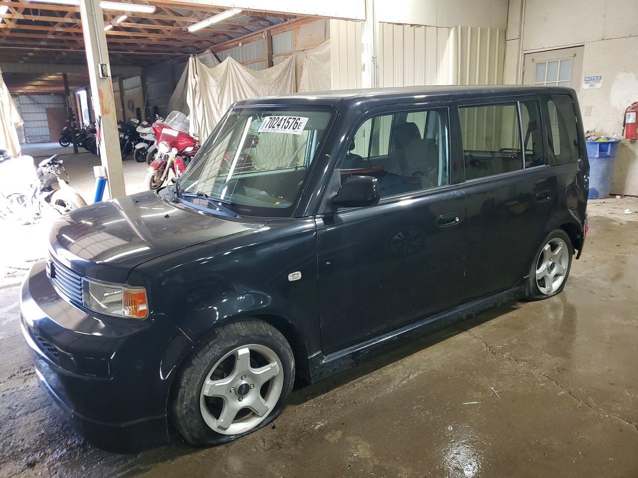 2005 SCION BASE | JTLKT334254020710 | UPCARS