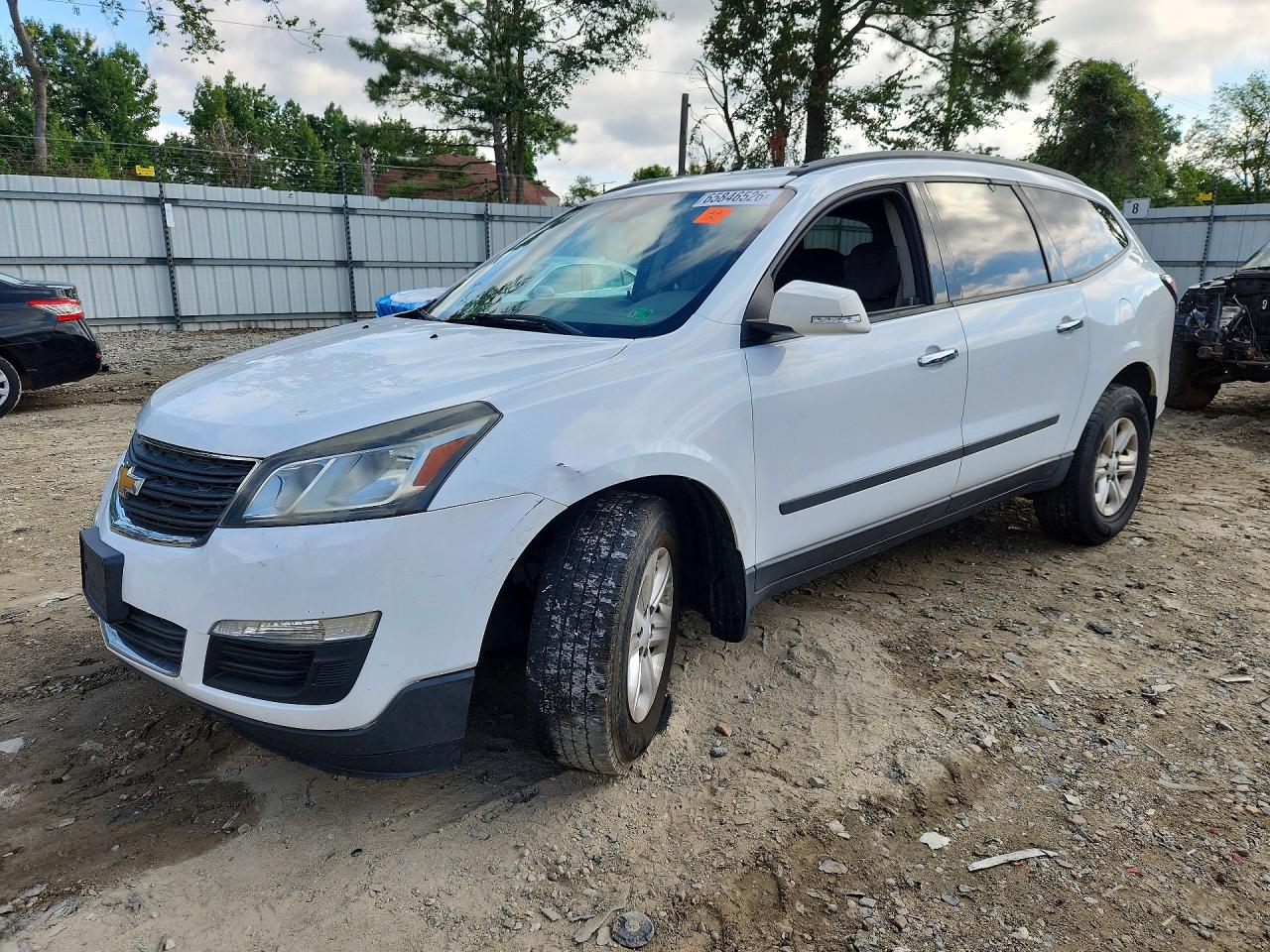 2016 CHEVROLET TRAVERSE LS | 1GNKVFED4GJ247963 | UPCARS