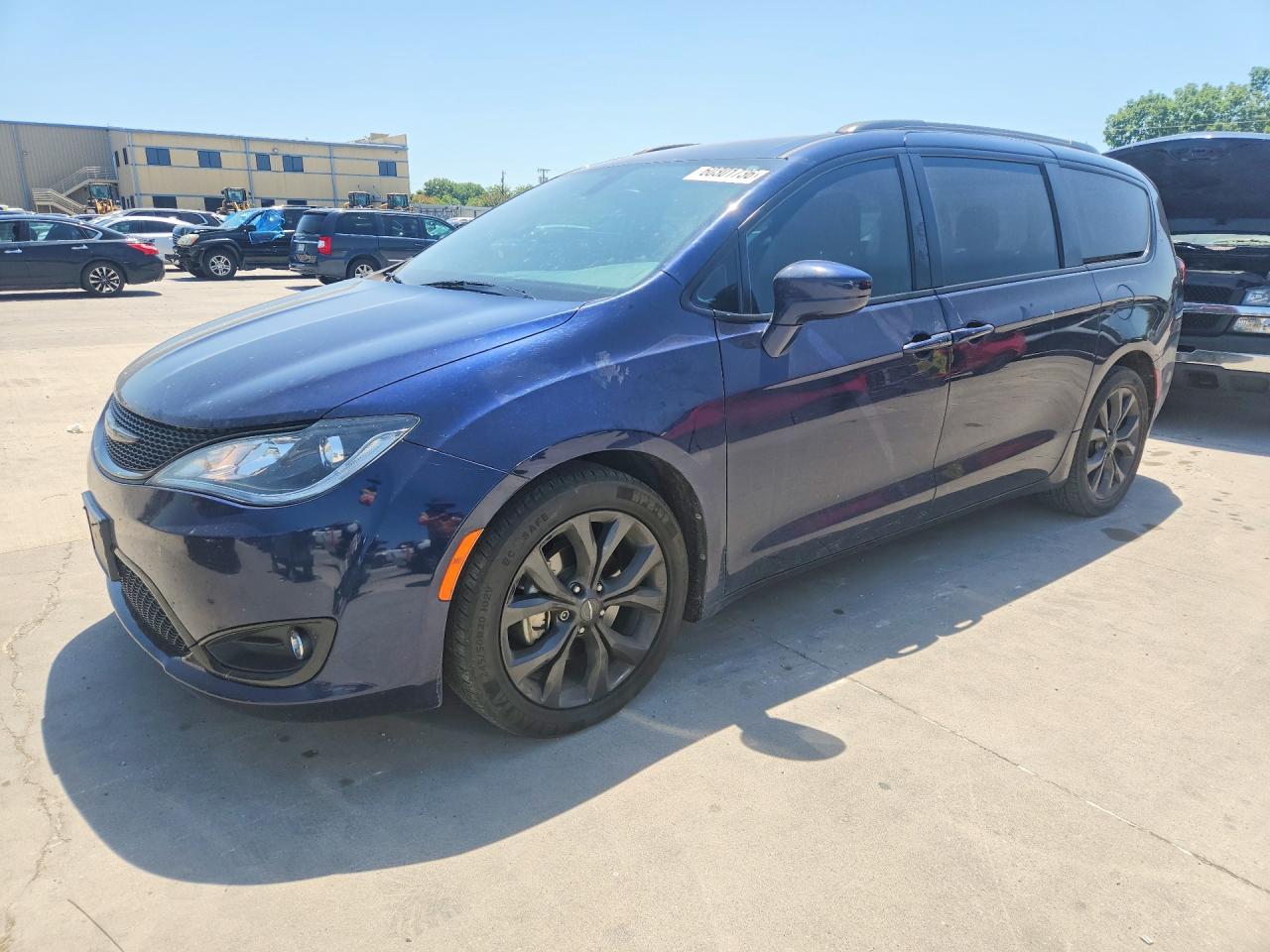 2018 CHRYSLER PACIFICA TOURING PLUS | 2C4RC1FG2JR352612 | UPCARS
