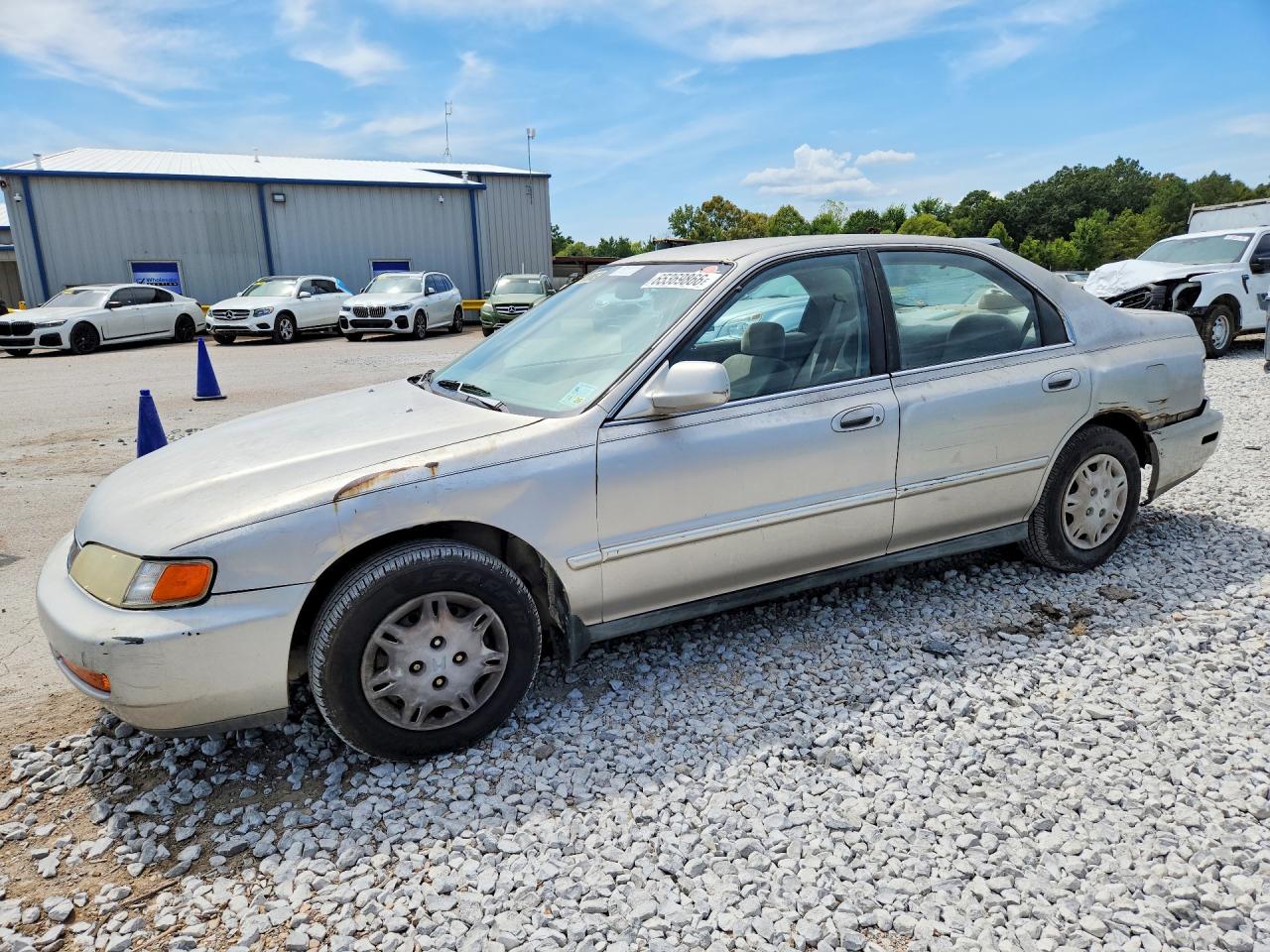 1997 HONDA ACCORD VALUE | 1HGCD5680VA176626 | UPCARS