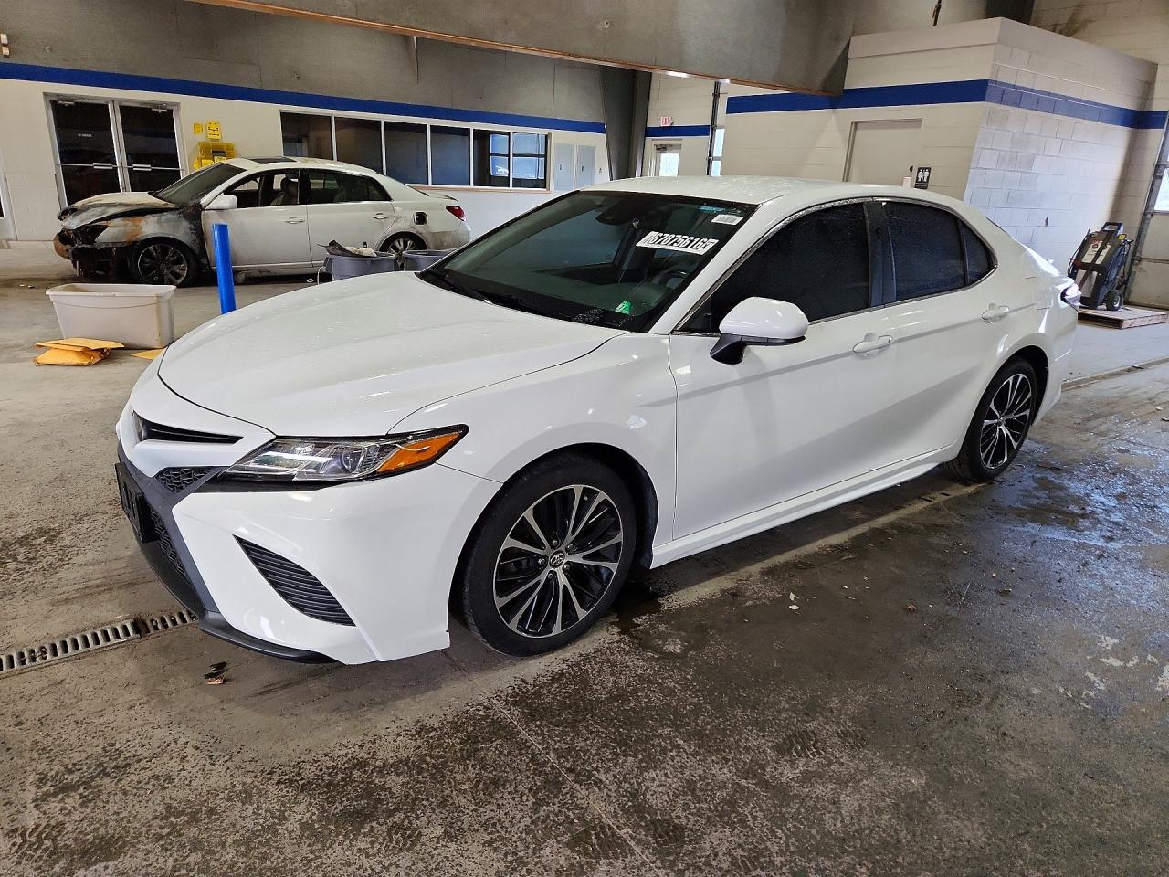 2018 TOYOTA CAMRY SE | 4T1B11HK2JU538190 | UPCARS