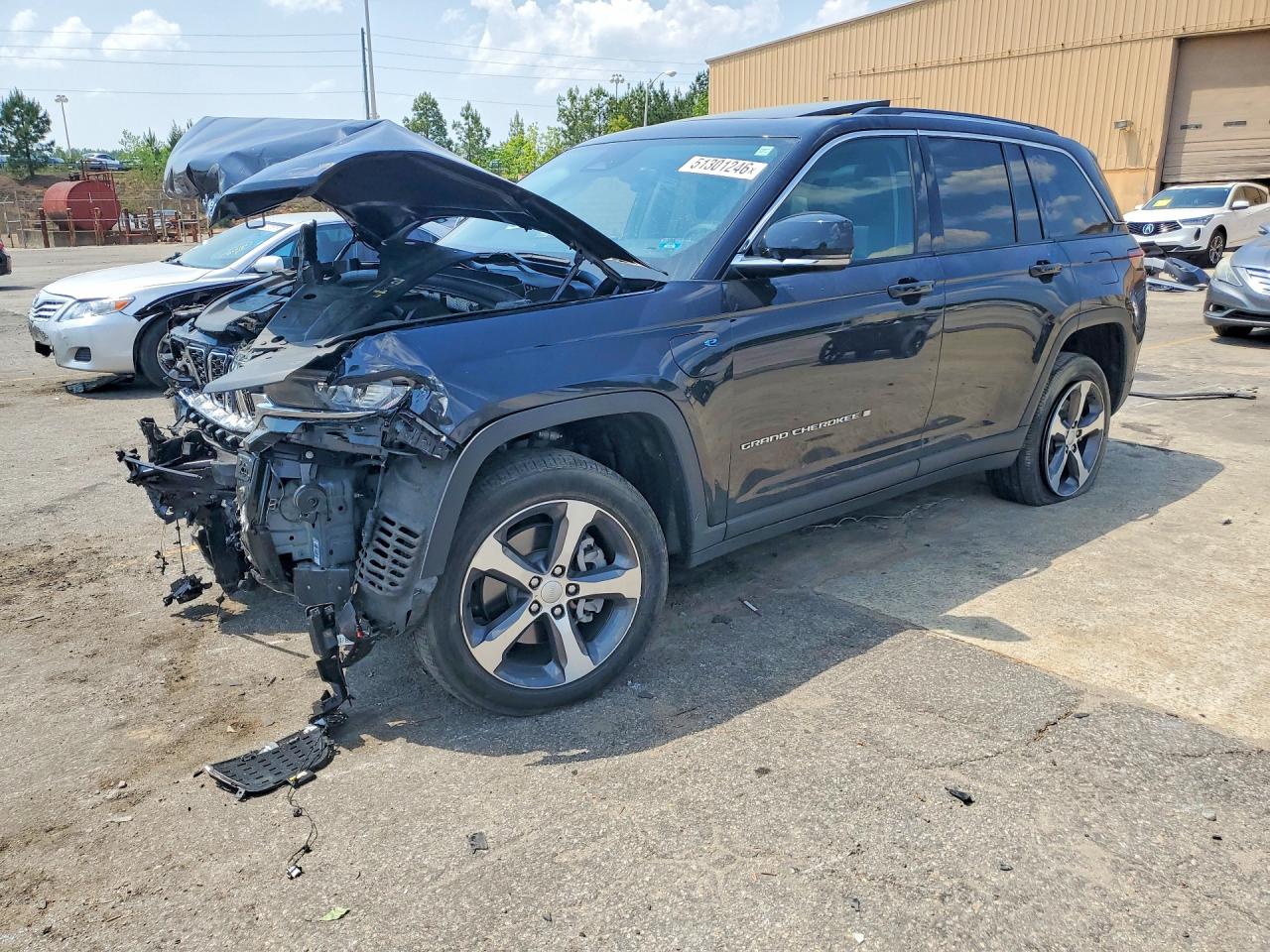 2024 JEEP CHEROKEE LIMITED 4XE | 1C4RJYB68R8957317 | UPCARS