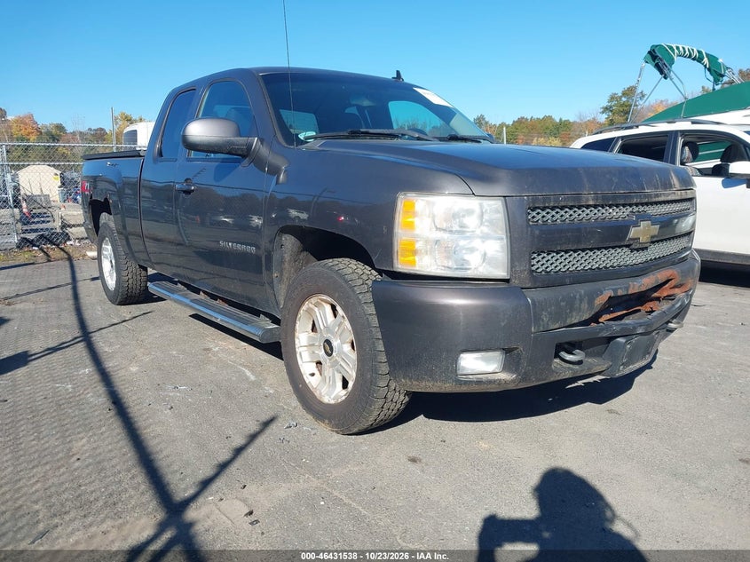 2011 CHEVROLET SILVERADO 1500 LT | 1GCRKSE37BZ211047 | UPCARS