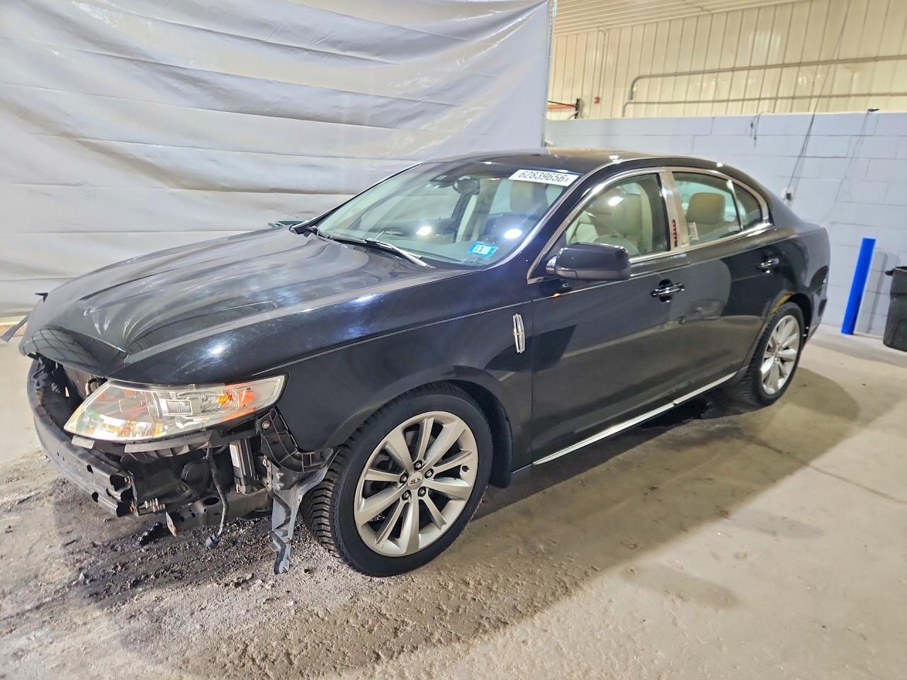2011 LINCOLN MKS | 1LNHL9FT6BG605114 | UPCARS
