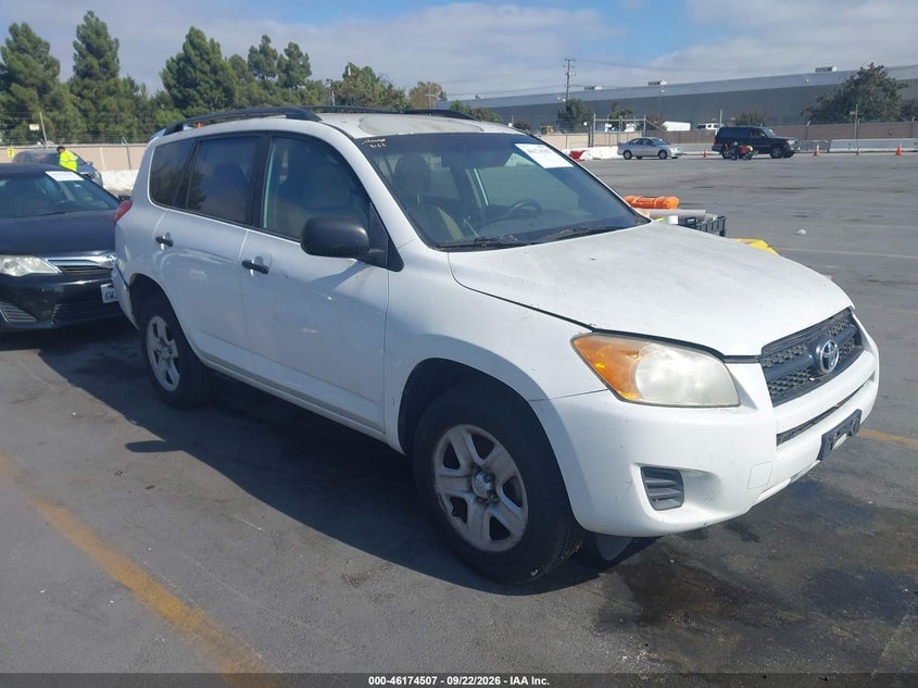 2012 TOYOTA RAV4 | 2T3KF4DVXCW124734 | UPCARS