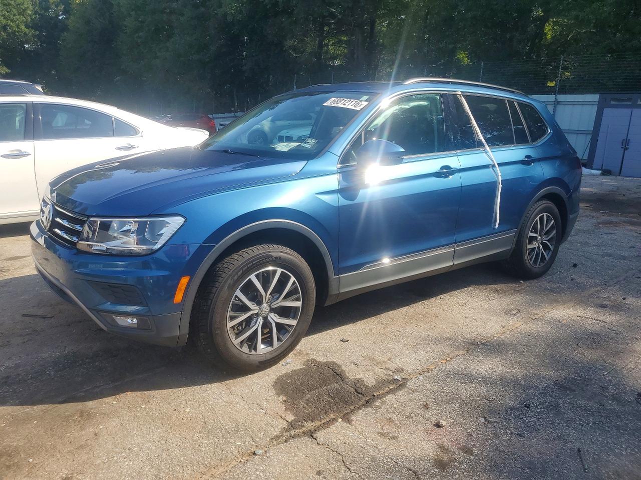 2018 VOLKSWAGEN TIGUAN SE | 3VV2B7AX8JM033173 | UPCARS