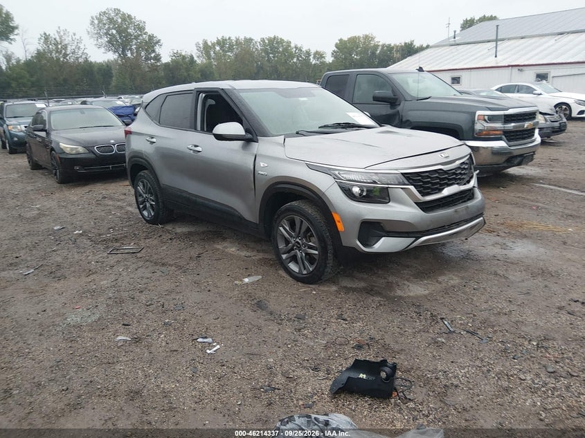 2021 KIA SELTOS LX | KNDEPCAAXM7215988 | UPCARS