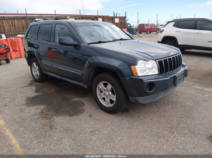 2007 JEEP GRAND CHEROKEE LAREDO | 1J8GR48K77C531814 | UPCARS