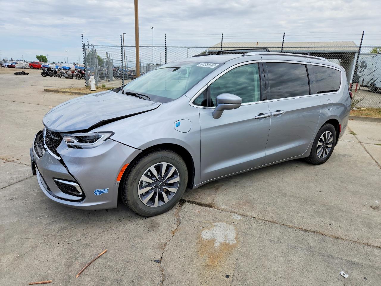 2021 CHRYSLER PACIFICA HYBRID TOURING L | 2C4RC1L77MR544326 | UPCARS