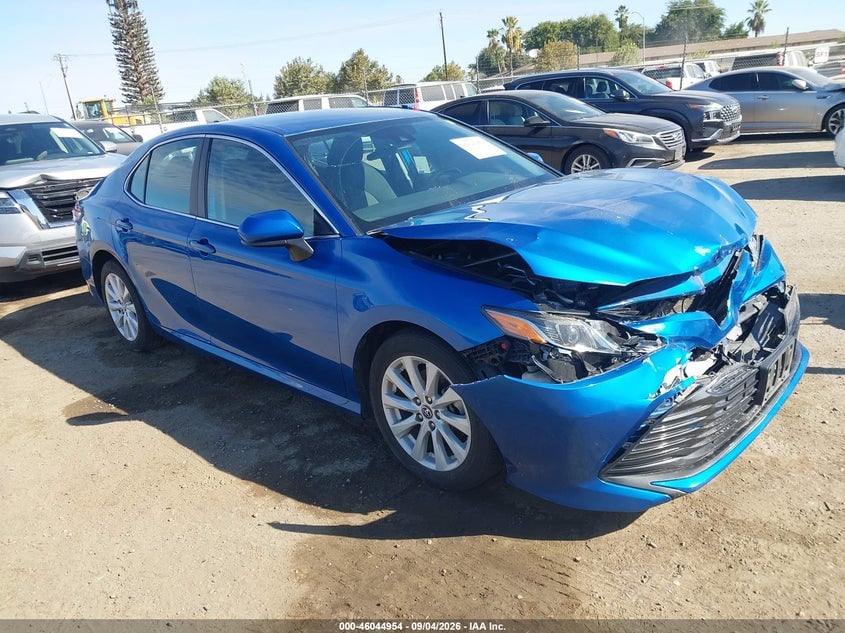 2019 TOYOTA CAMRY LE | 4T1B11HK6KU183493 | UPCARS