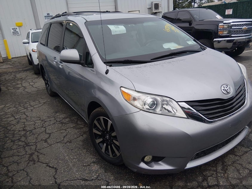 2011 TOYOTA SIENNA LE | 5TDJK3DC3BS019310 | UPCARS