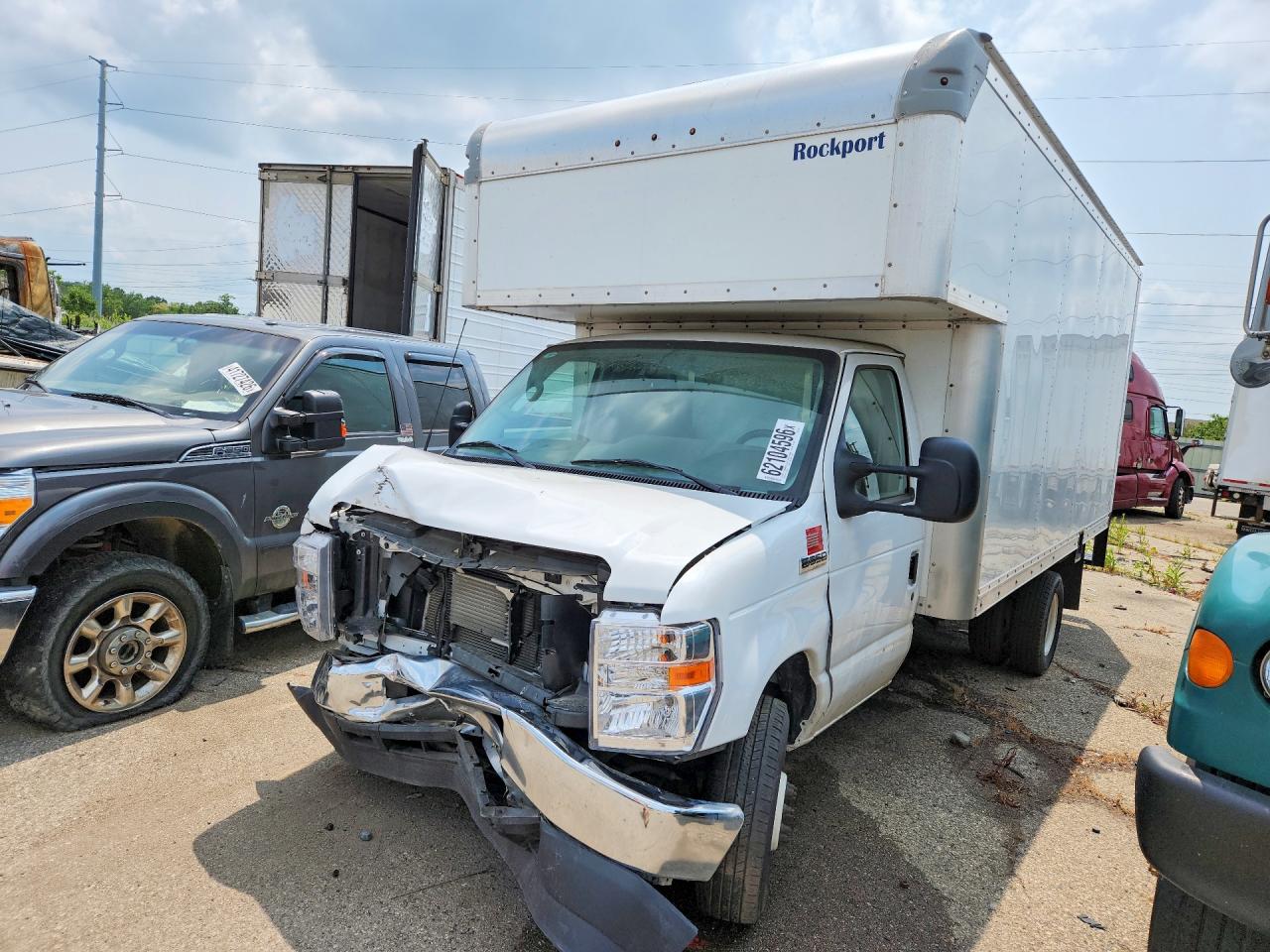 2025 FORD ECONOLINE BOX TRUCK | 1FDWE3FN1SDD27580 | UPCARS