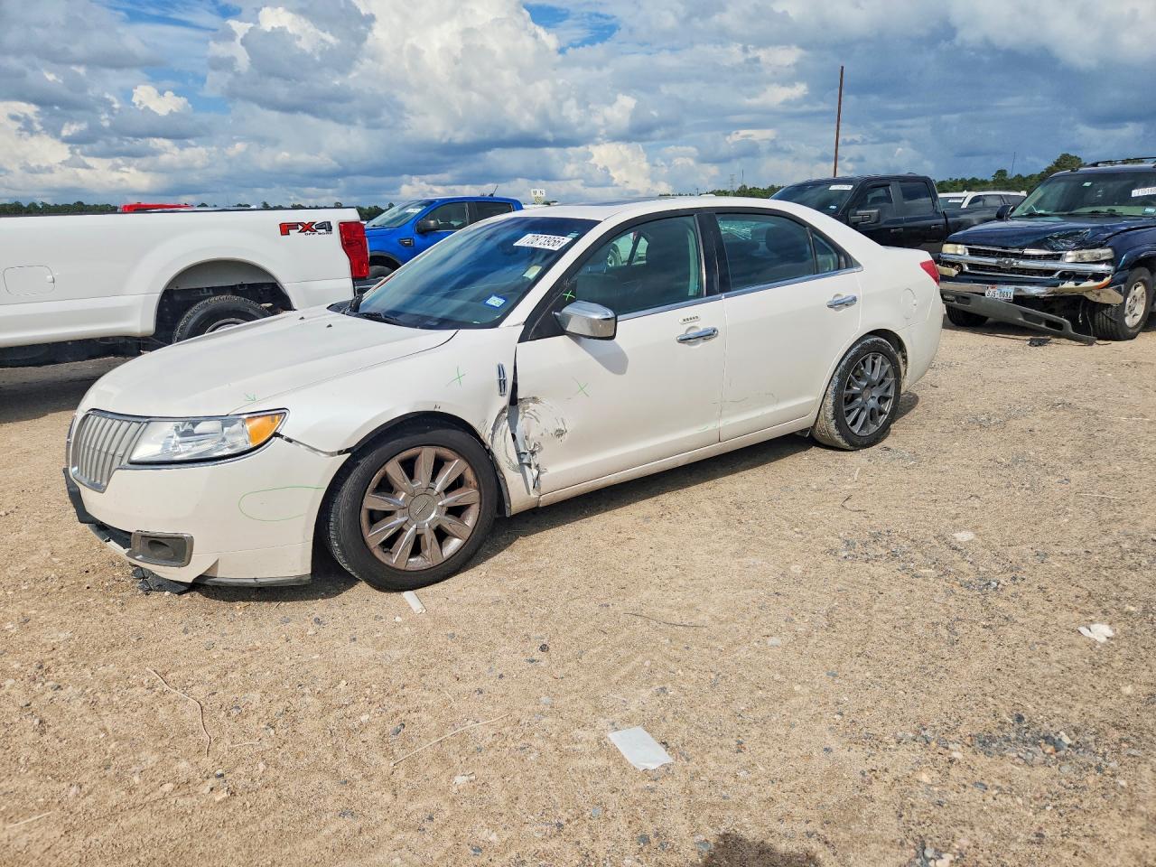2011 LINCOLN MKZ | 3LNHL2JC9BR764619 | UPCARS