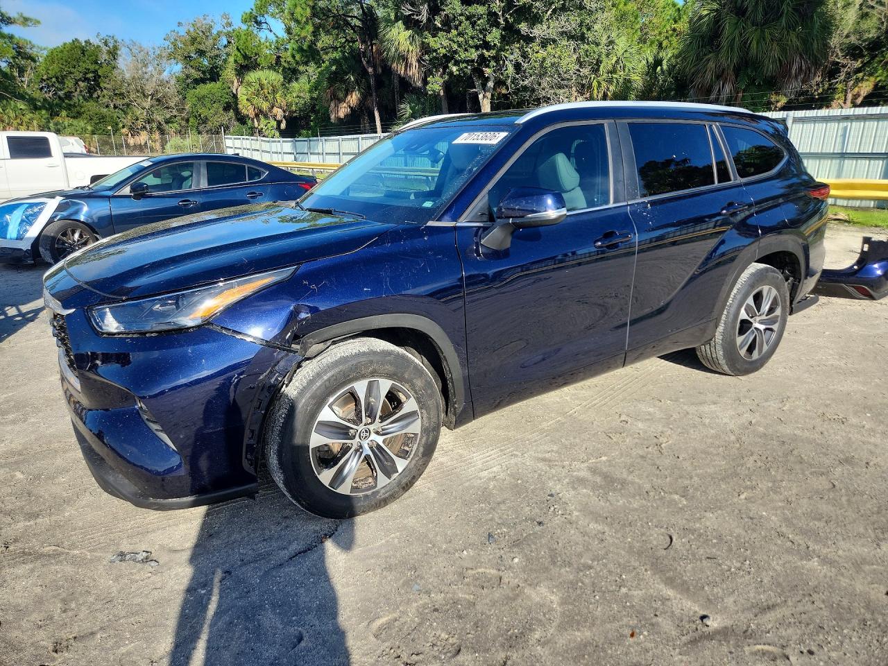 2023 TOYOTA HIGHLANDER XLE | 5TDKDRAH7PS004561 | UPCARS