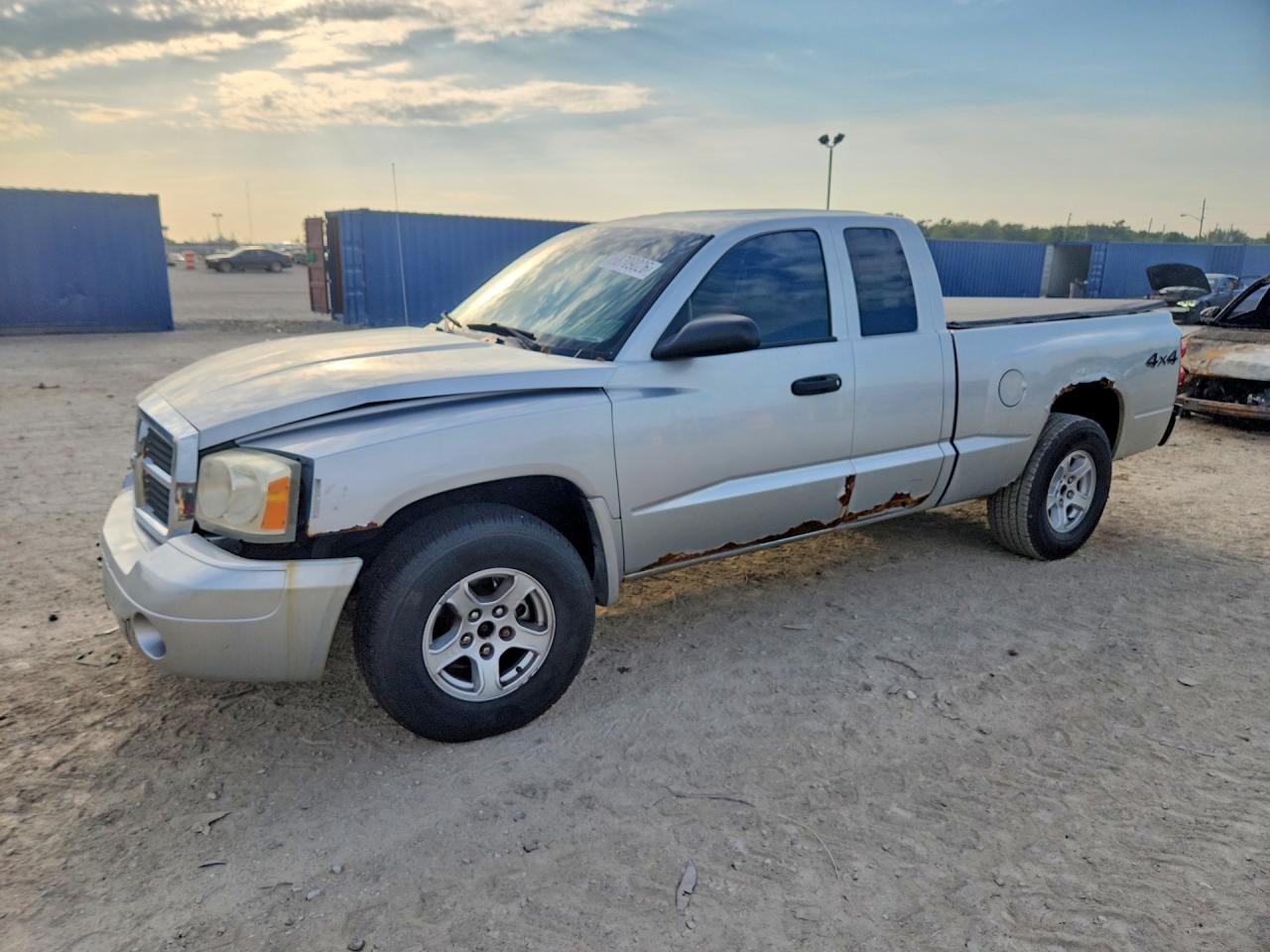 2006 DODGE DAKOTA SLT | 1D7HW42K06S508754 | UPCARS