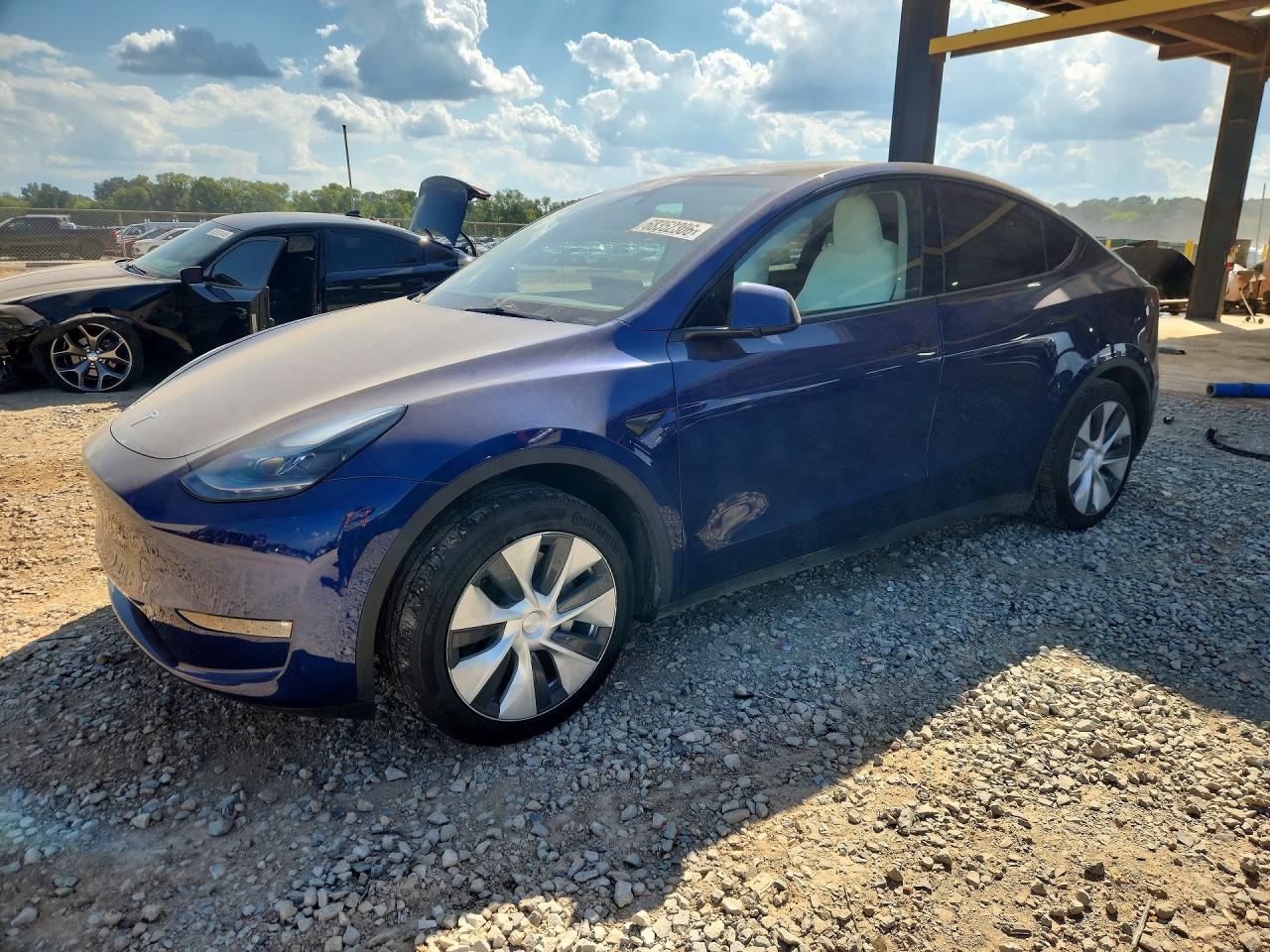 2023 TESLA MODEL Y | 7SAYGDEEXPF799701 | UPCARS